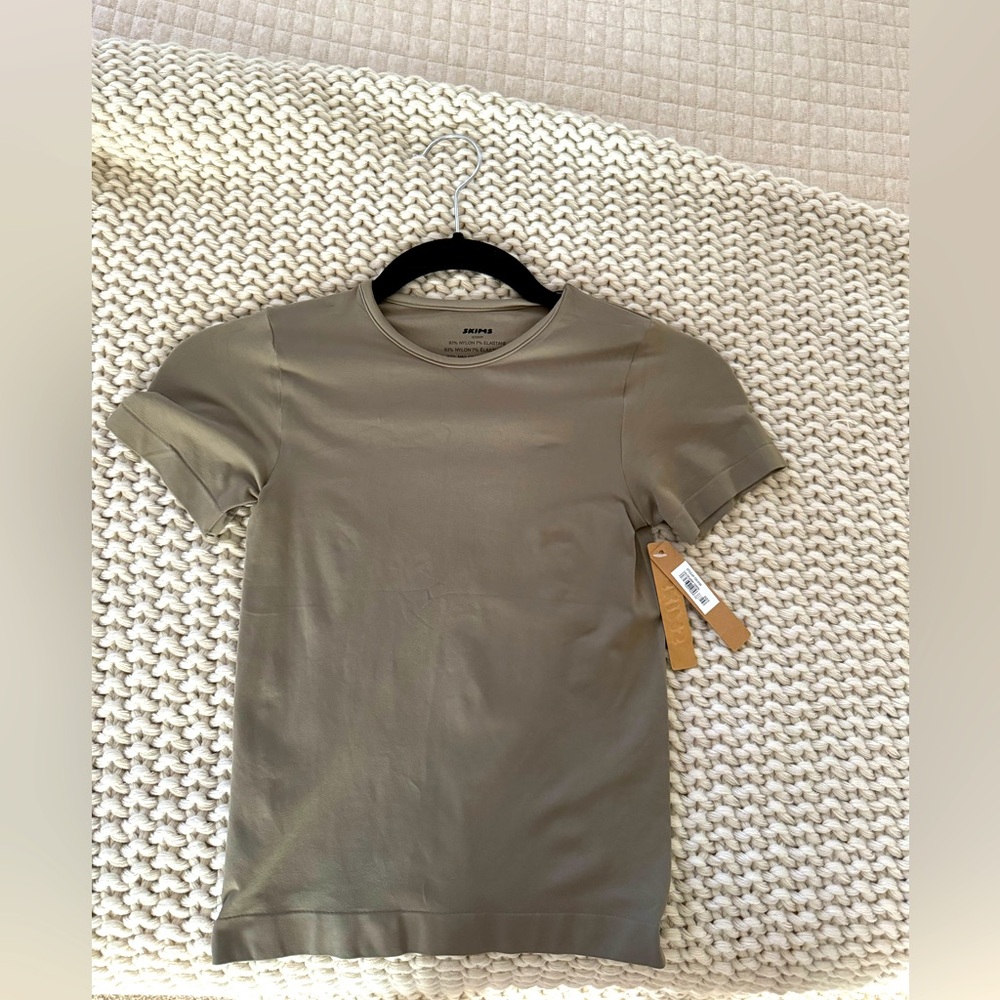 Fits everybody skims tshirt
